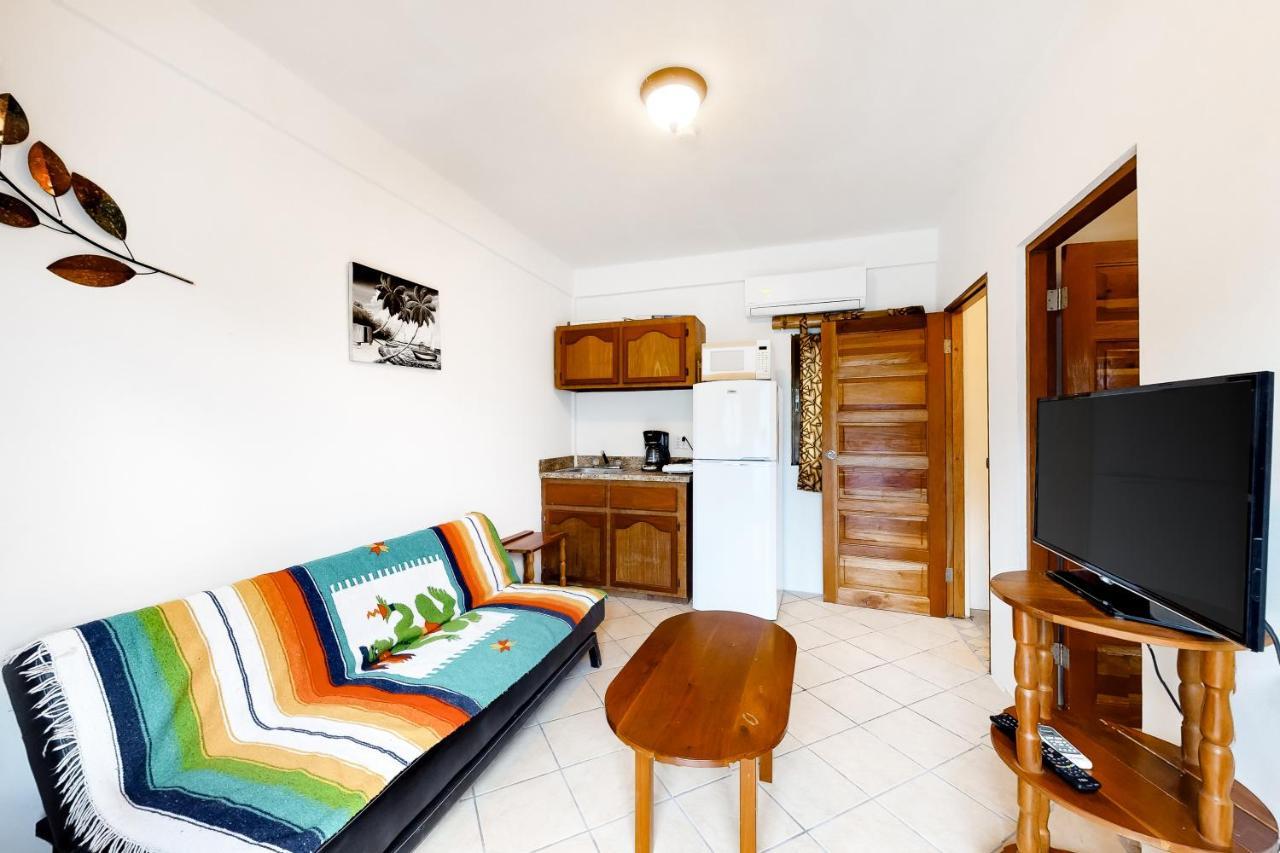 Mayan Falls Caye Caulker Room photo