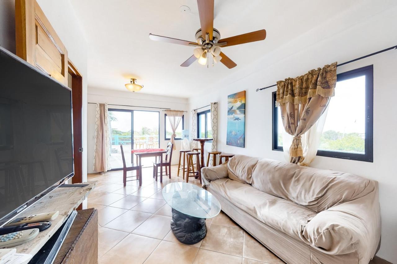 Mayan Falls Caye Caulker Room photo