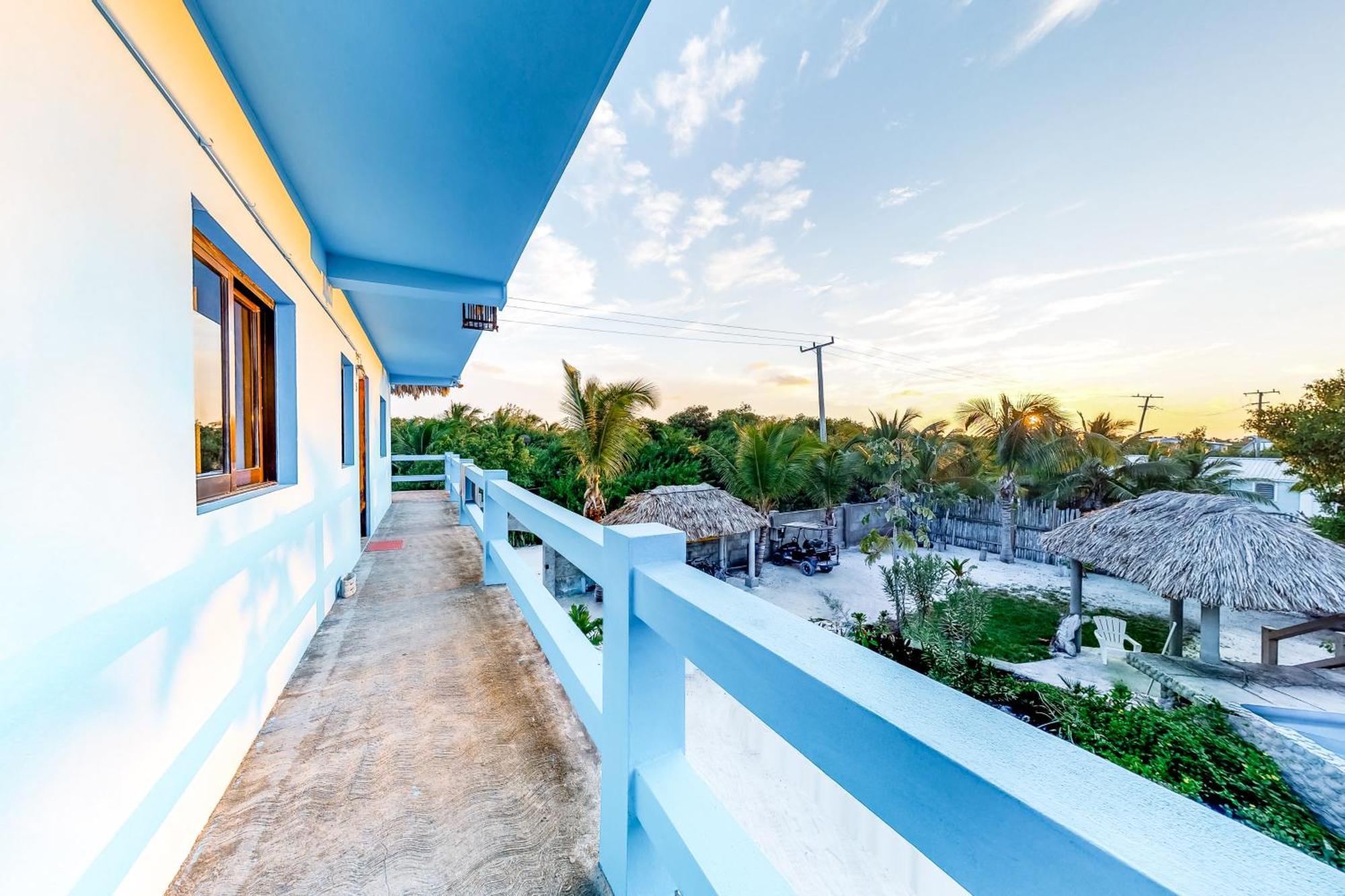 Mayan Falls Caye Caulker Room photo