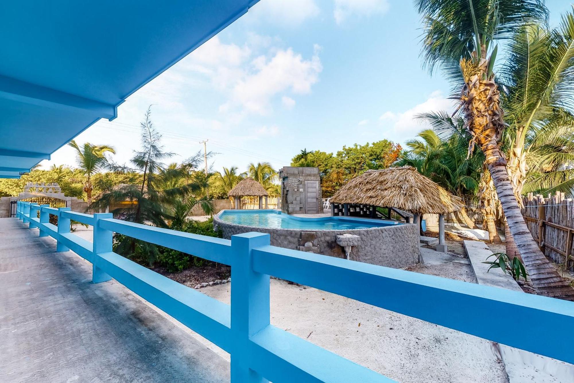 Mayan Falls Caye Caulker Room photo